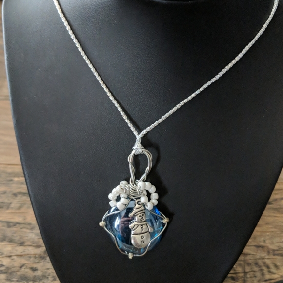 Vintage Christmas Jewelry Lot - Picture 2 of 4